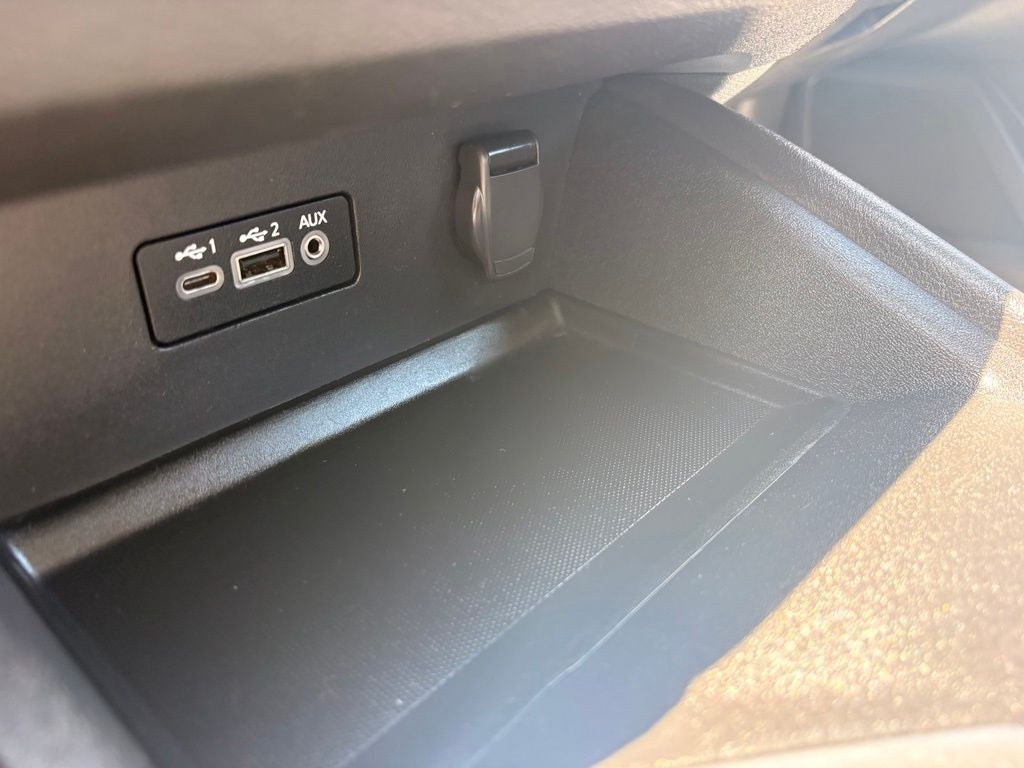 2025 Nissan Altima SV - Photo 18