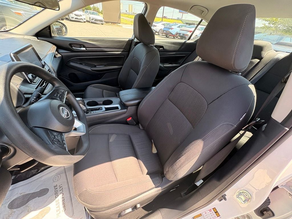 2025 Nissan Altima SV - Photo 22