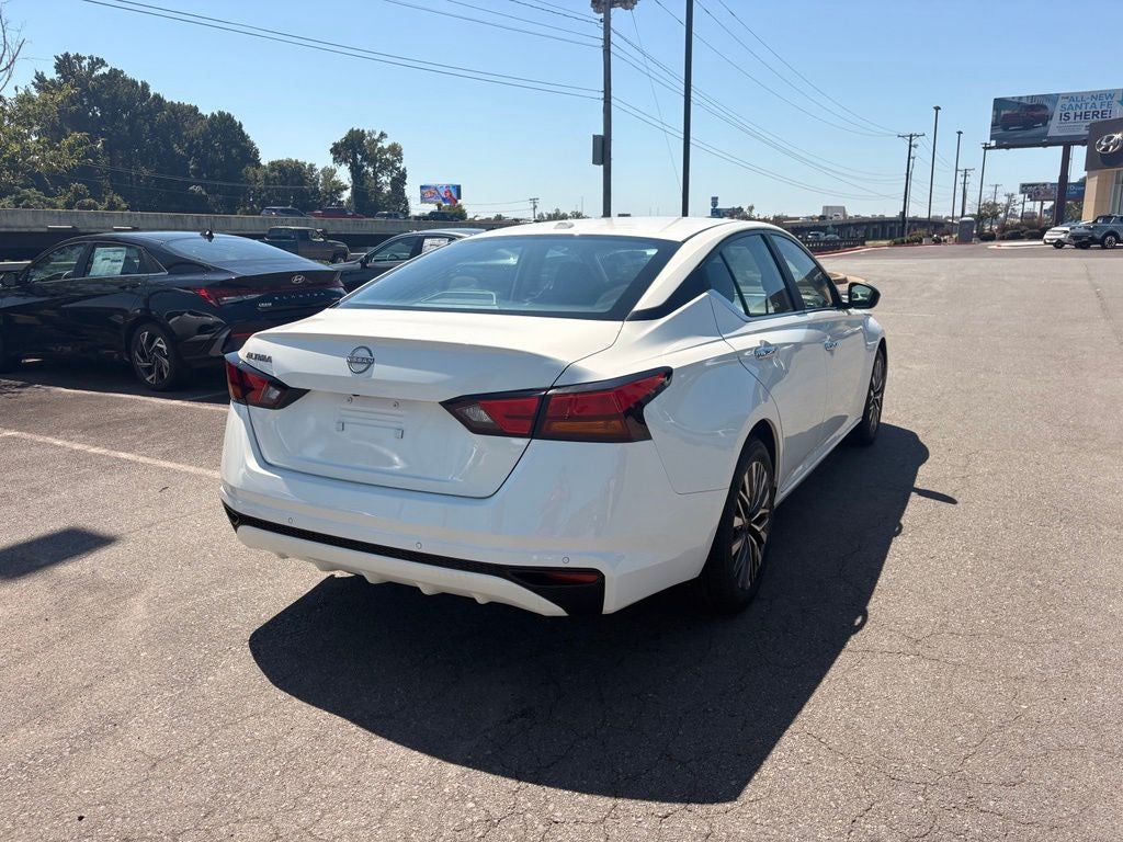 2025 Nissan Altima SV - Photo 7