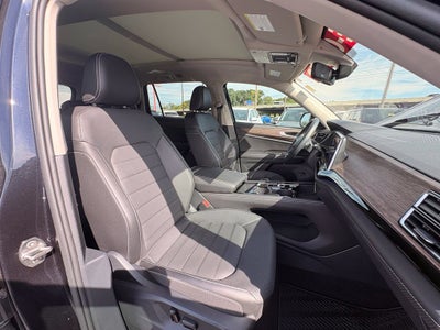 2025 Volkswagen Atlas 2.0T SEL