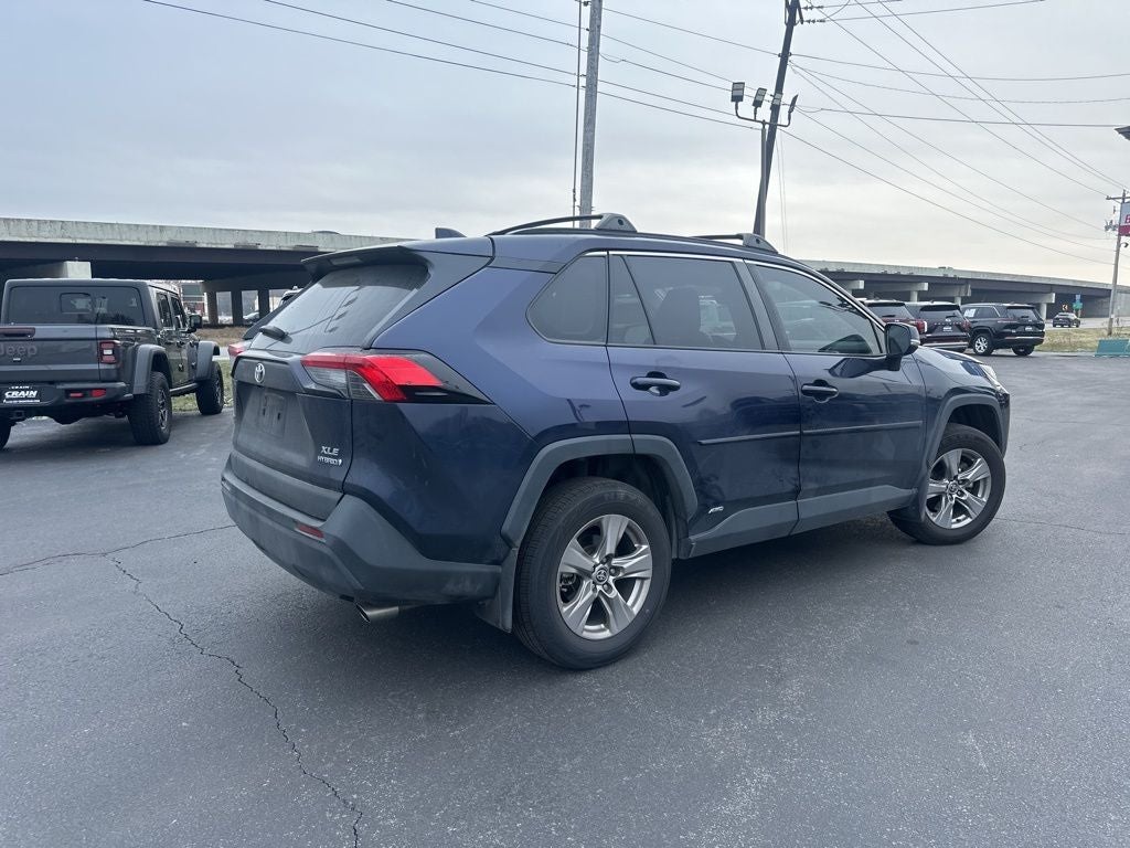 2022 Toyota RAV4 Hybrid XLE