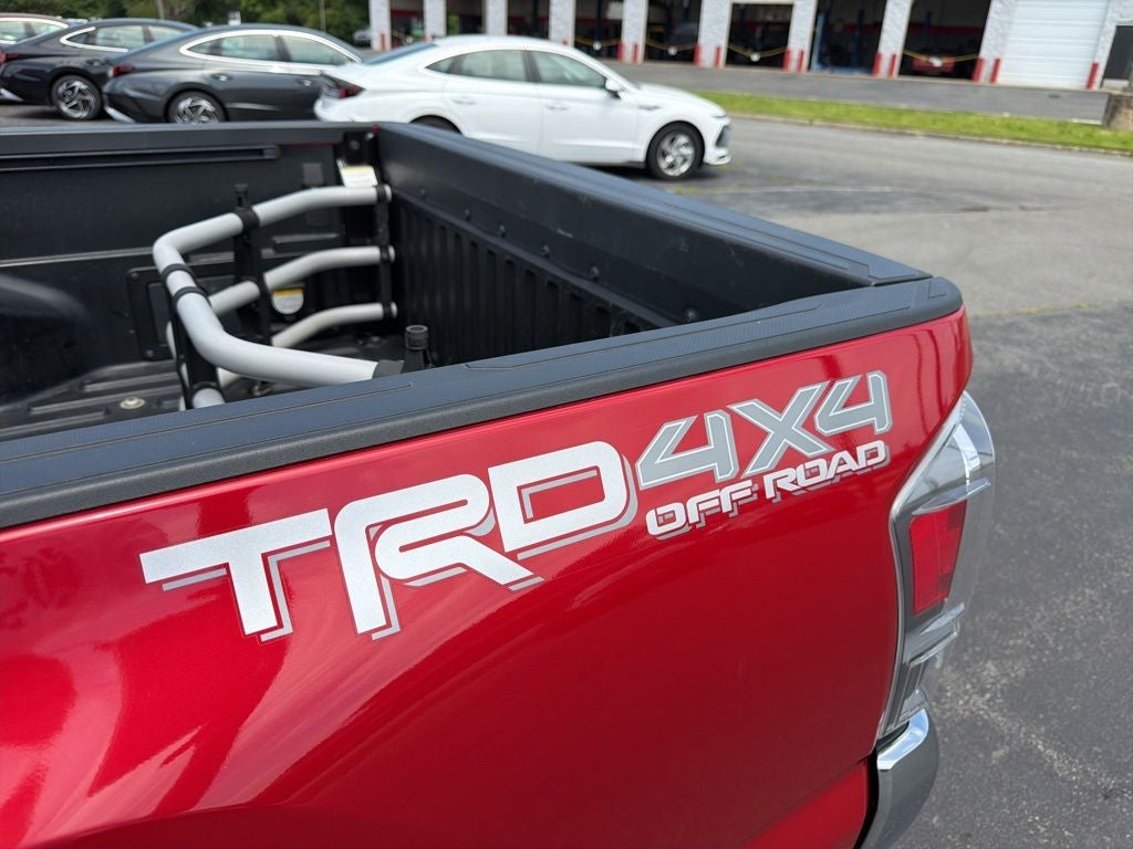 2023 Toyota Tacoma TRD Off-Road V6 / One Owner / Clean Carfax
