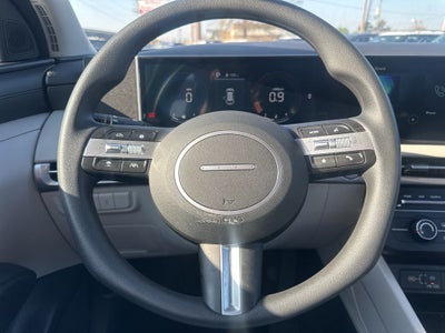 2025 Hyundai TUCSON SE