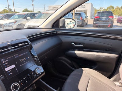 2024 Hyundai TUCSON SE