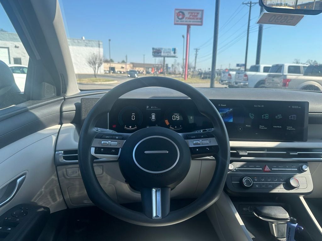 2025 Hyundai TUCSON SE FWD