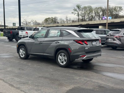 2025 Hyundai TUCSON SE FWD