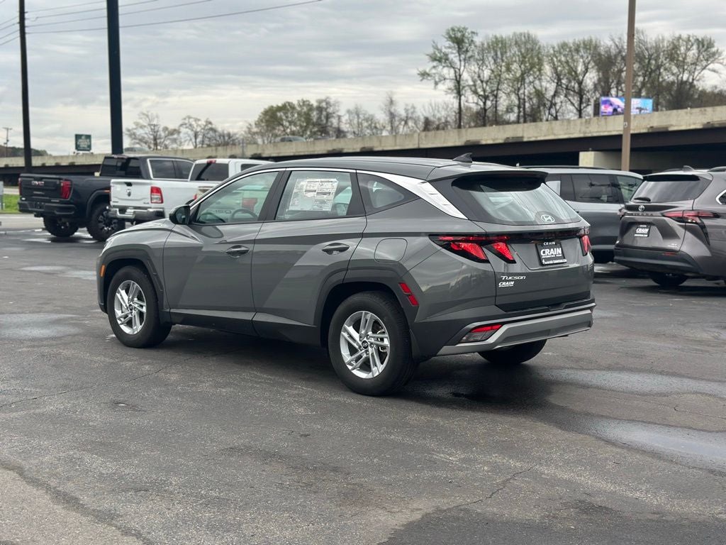 2025 Hyundai TUCSON SE FWD