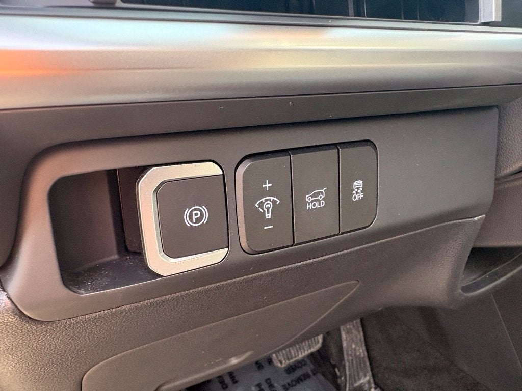 2025 Hyundai SANTA FE HYBRID SEL