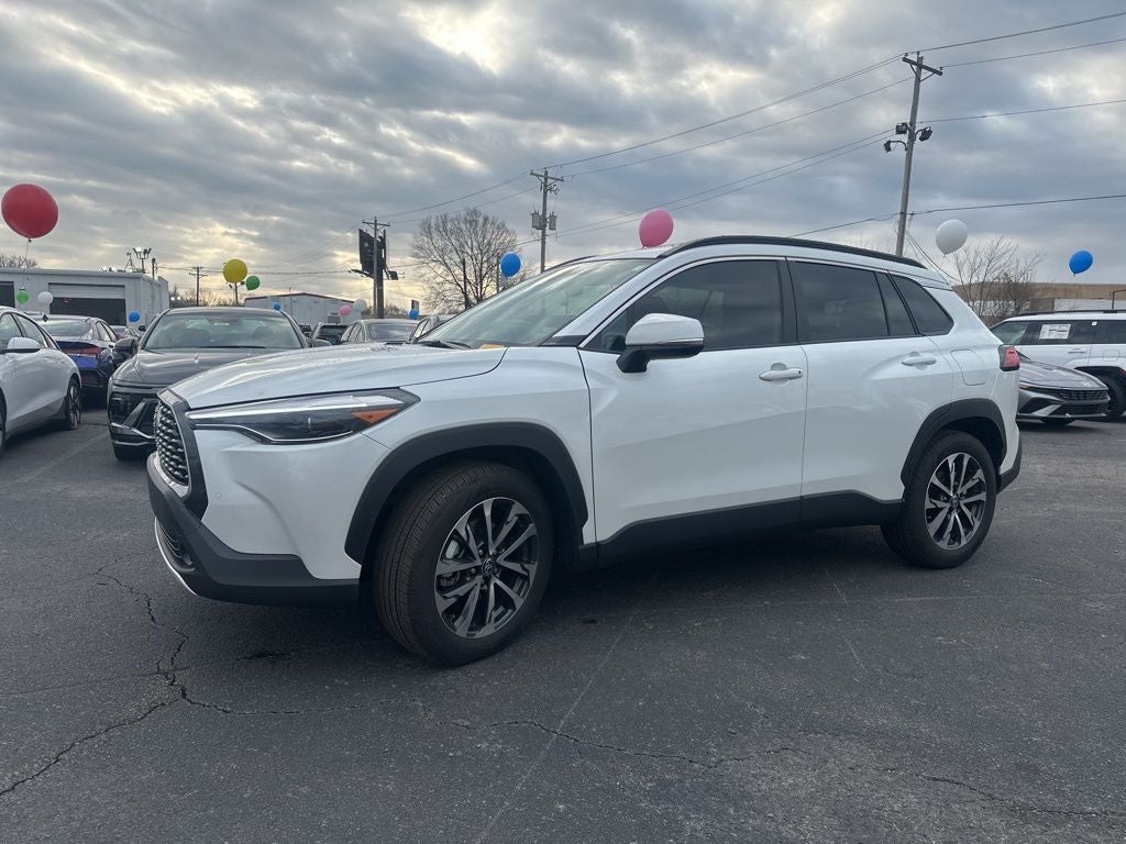 2023 Toyota Corolla Cross XLE