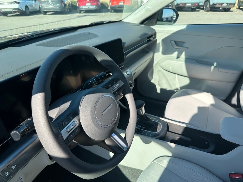 2026 Hyundai KONA SE FWD