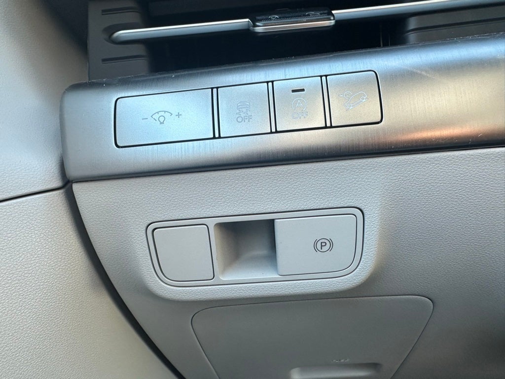 2026 Hyundai KONA SE FWD