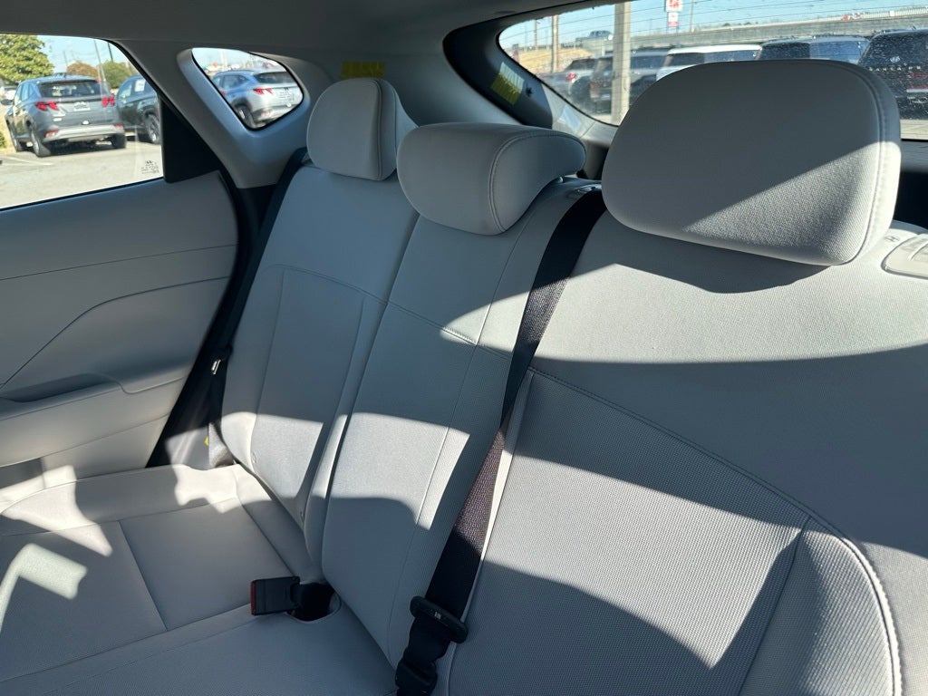 2026 Hyundai KONA SE FWD