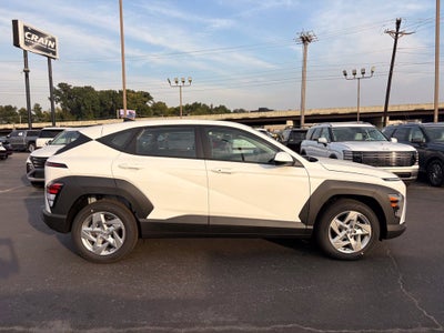 2027 Hyundai KONA SE