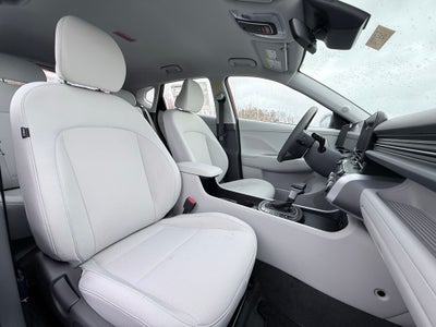 2026 Hyundai KONA SE FWD