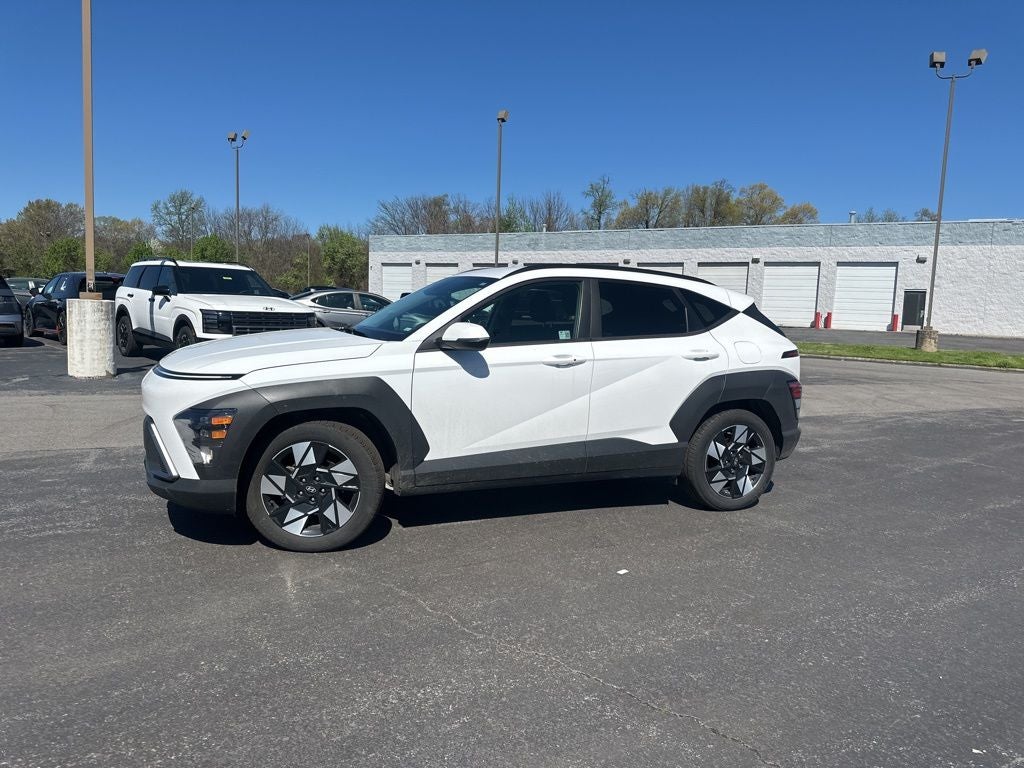 2025 Hyundai KONA SEL