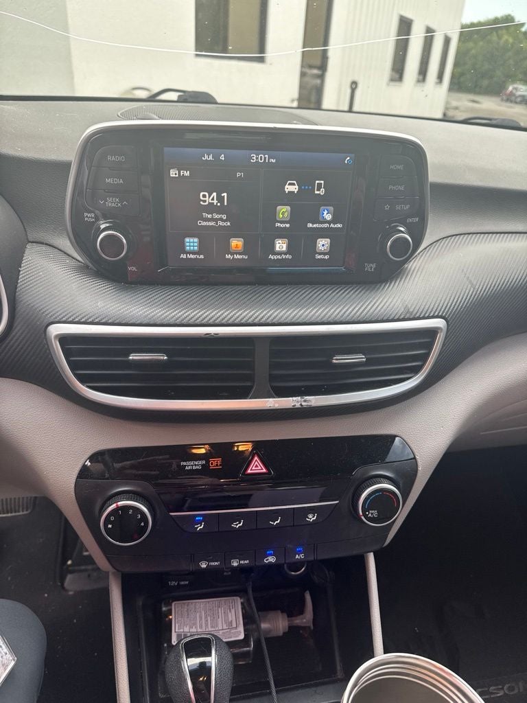 2020 Hyundai TUCSON SE