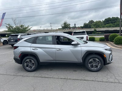 2026 Hyundai TUCSON HYBRID Blue SE