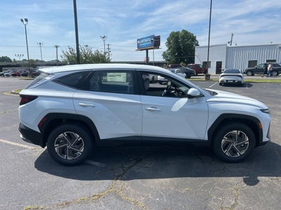 2026 Hyundai TUCSON HYBRID Blue SE