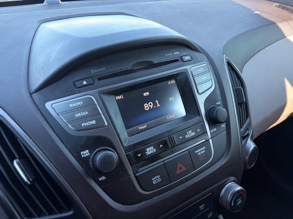 2015 Hyundai TUCSON SE