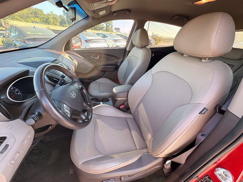 2015 Hyundai TUCSON SE