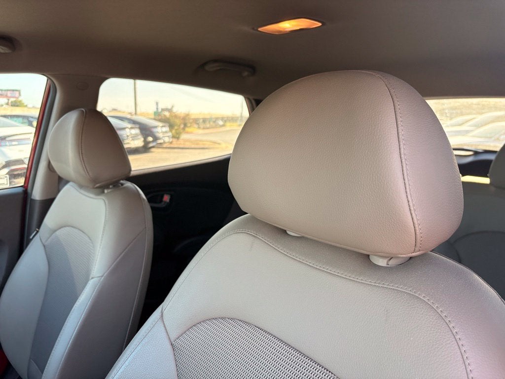 2015 Hyundai TUCSON SE