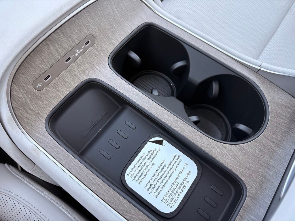 2027 Hyundai PALISADE SEL 7 Passenger