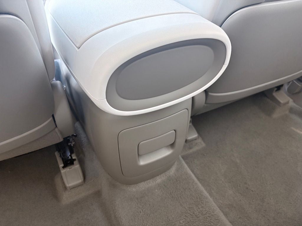 2027 Hyundai PALISADE SEL 7 Passenger