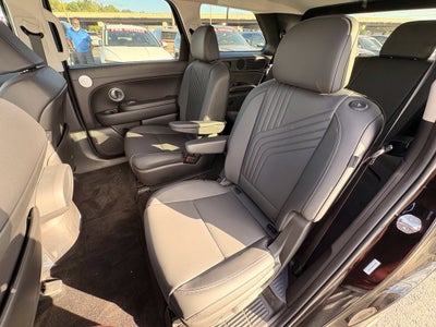 2027 Hyundai PALISADE HYBRID SEL 7 Passenger