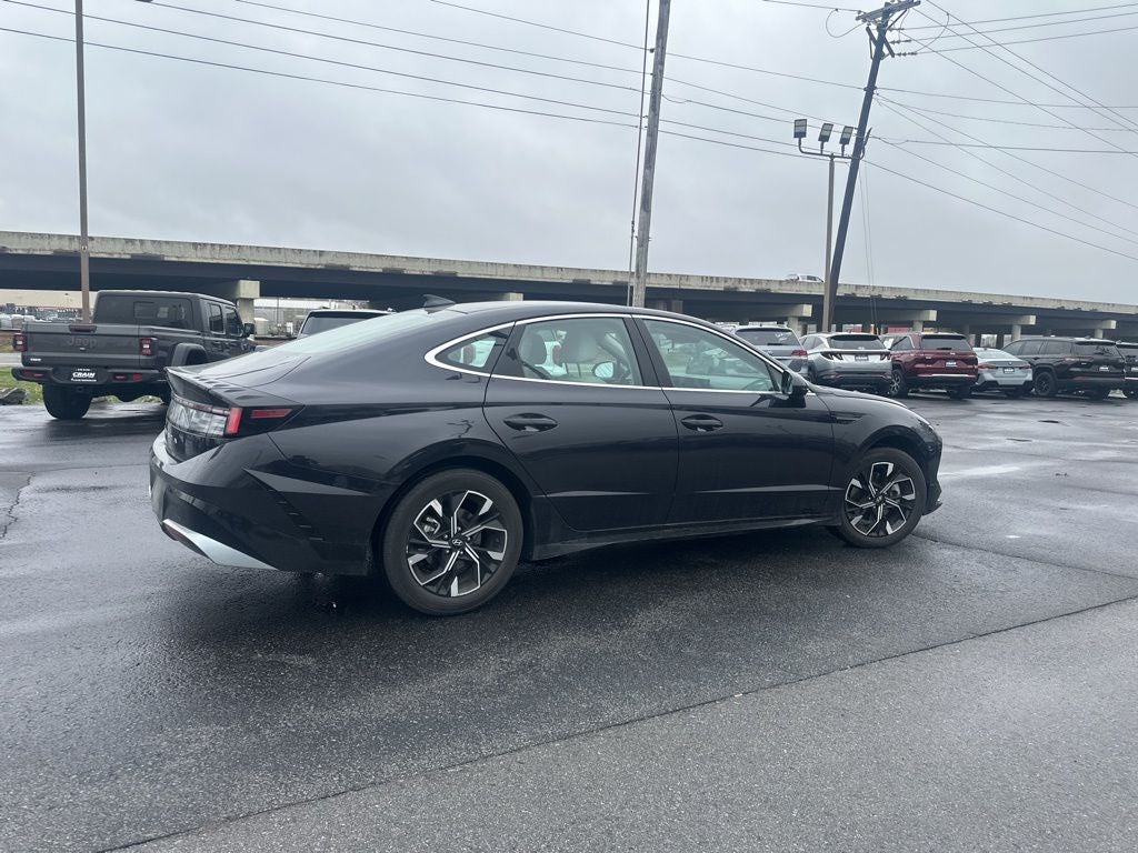2025 Hyundai SONATA SEL
