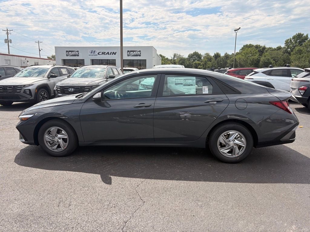 2026 Hyundai ELANTRA SE