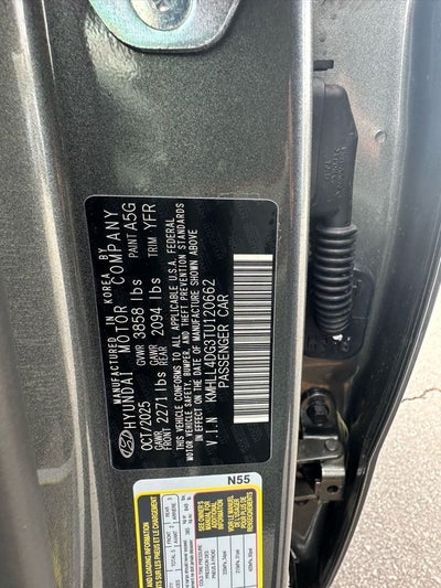 2026 Hyundai ELANTRA SE