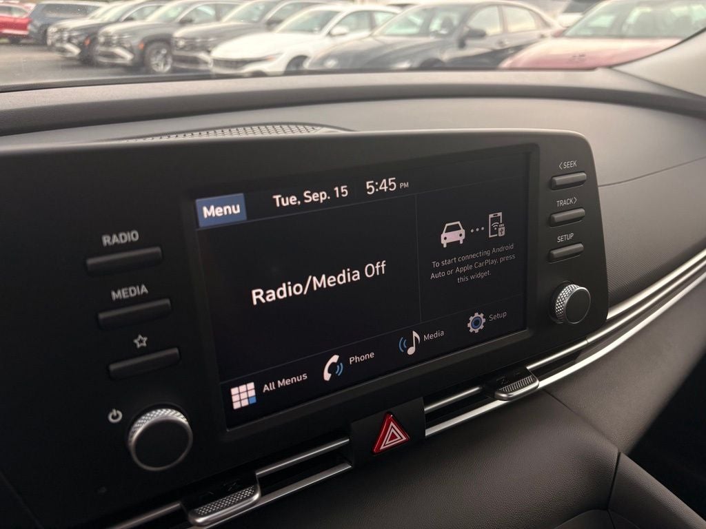 2026 Hyundai ELANTRA SE