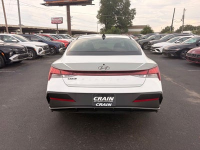 2026 Hyundai ELANTRA SE
