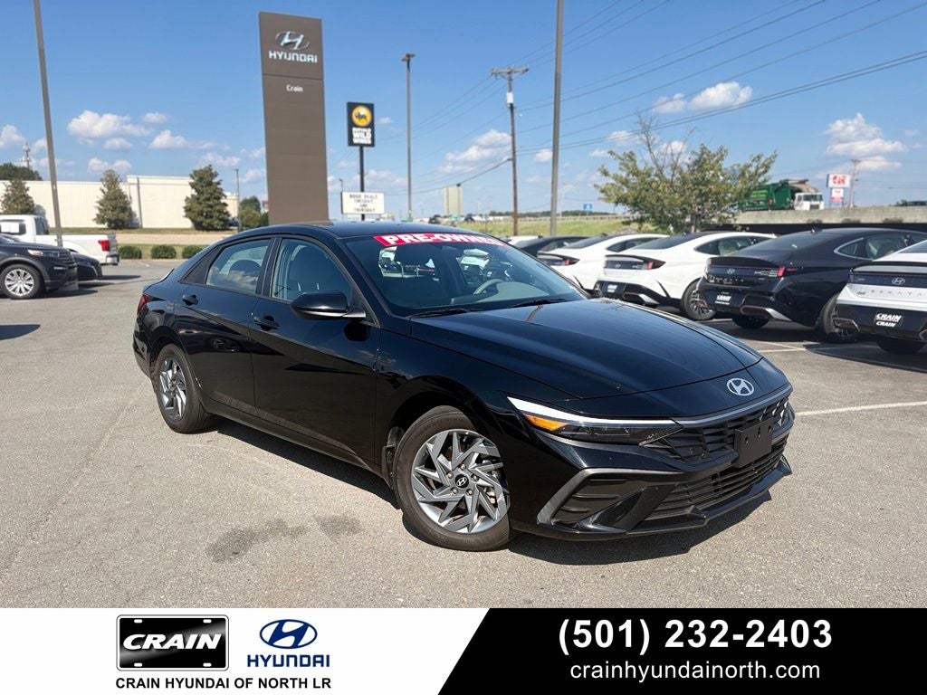 2024 Hyundai ELANTRA SEL