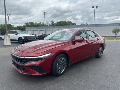 2024 Hyundai ELANTRA SEL