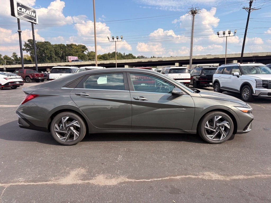 2026 Hyundai ELANTRA Limited