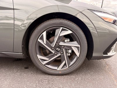 2026 Hyundai ELANTRA Limited