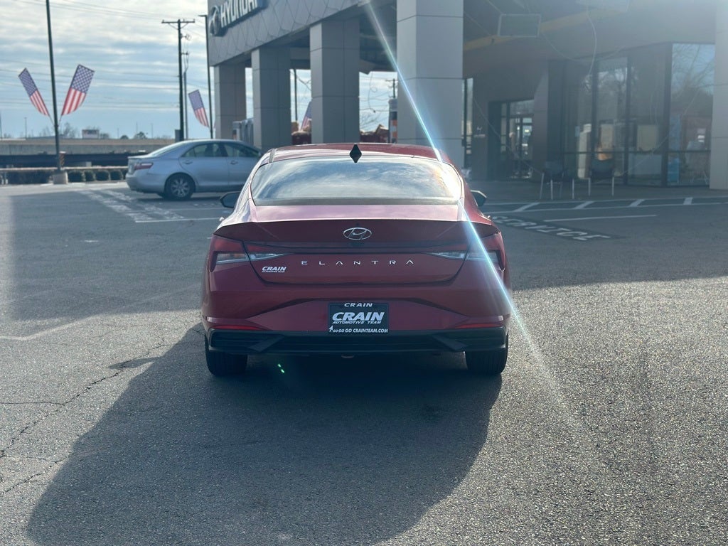 2021 Hyundai ELANTRA SEL