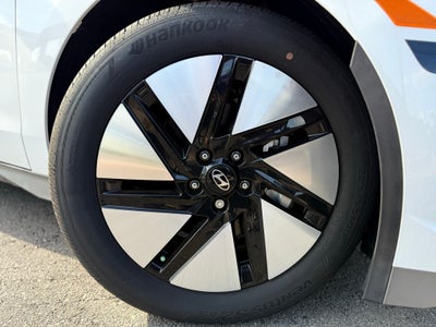 2025 Hyundai IONIQ 6 SE