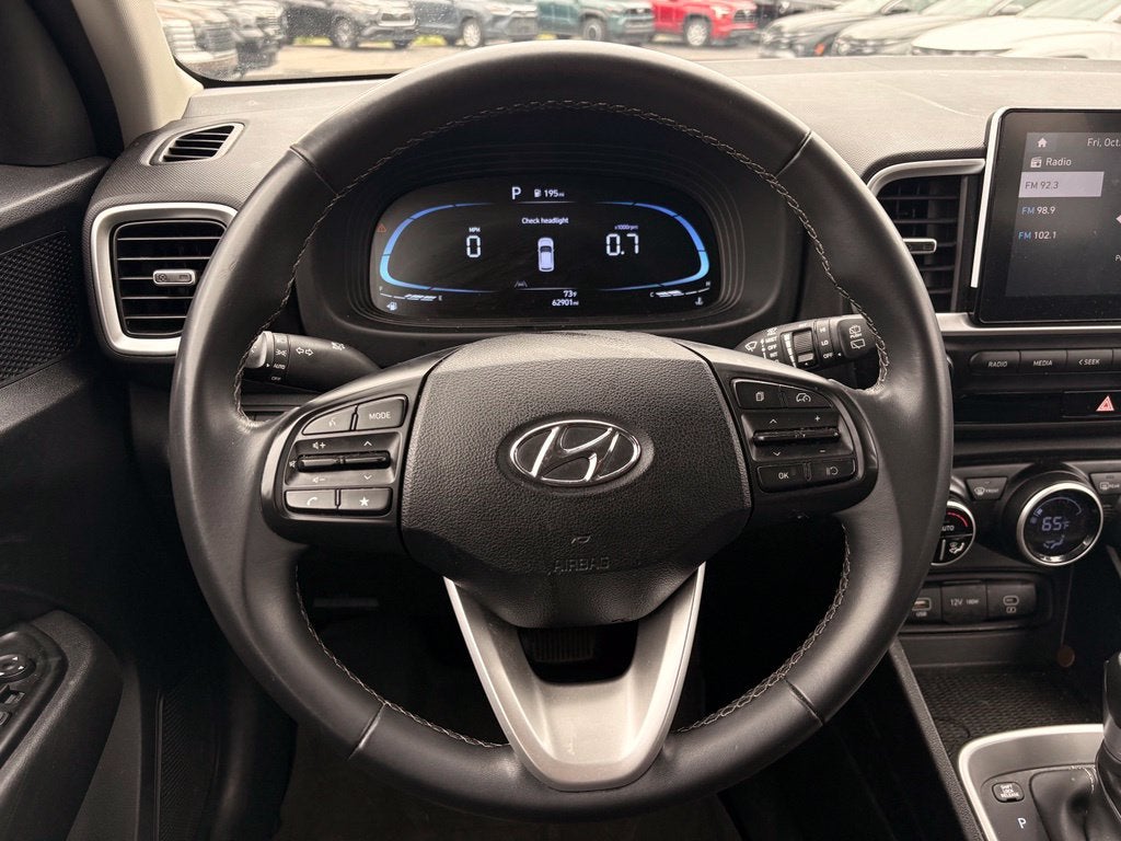 2024 Hyundai VENUE SEL