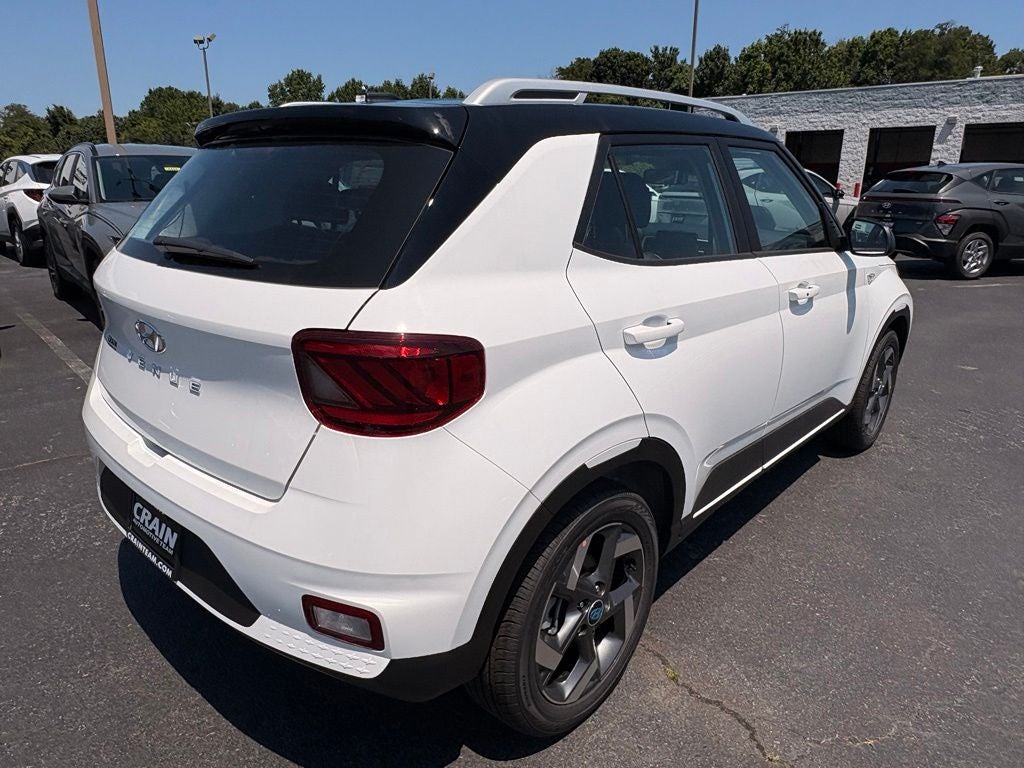 2026 Hyundai VENUE SEL