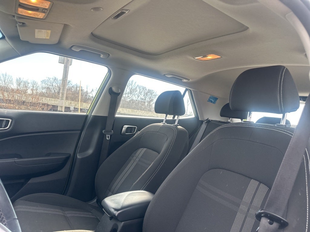 2024 Hyundai VENUE SEL