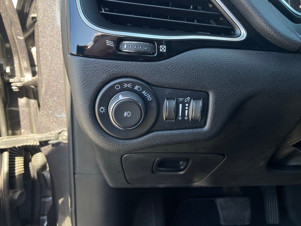 2021 Jeep Cherokee Altitude