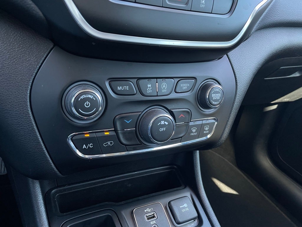 2021 Jeep Cherokee Altitude