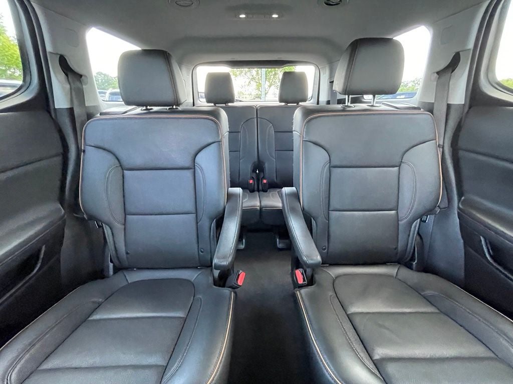 2021 GMC Acadia AT4