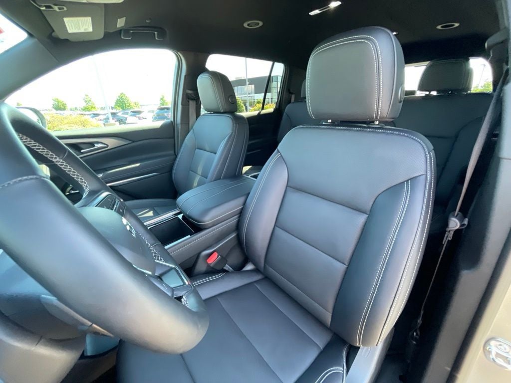2026 Chevrolet Traverse LT 2LT