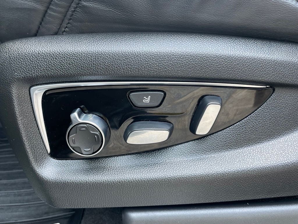 2020 Cadillac Escalade Platinum Edition