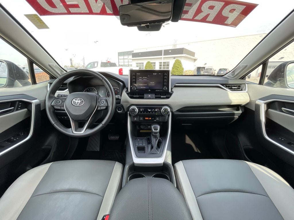 2019 Toyota RAV4 XLE Premium