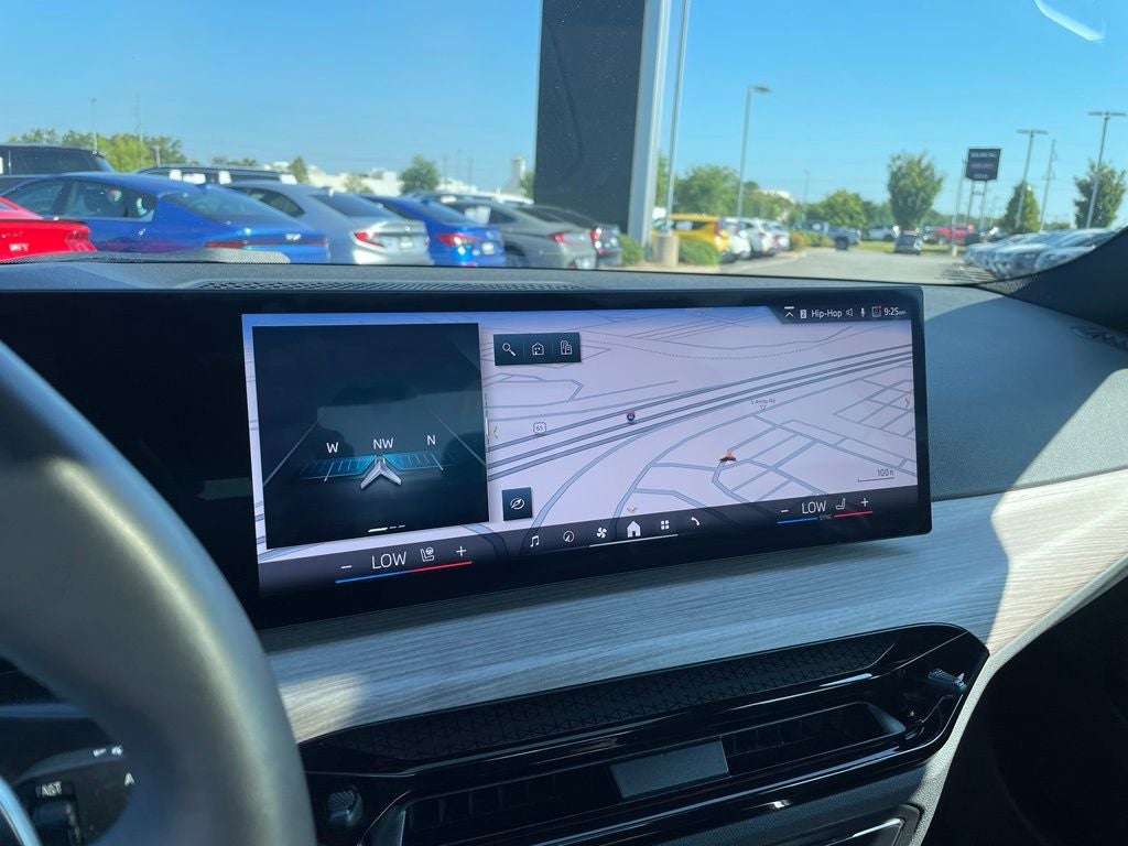 2025 BMW 3 Series 330i