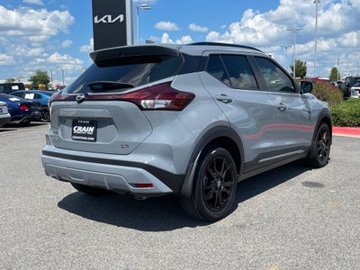 2024 Nissan Kicks SR